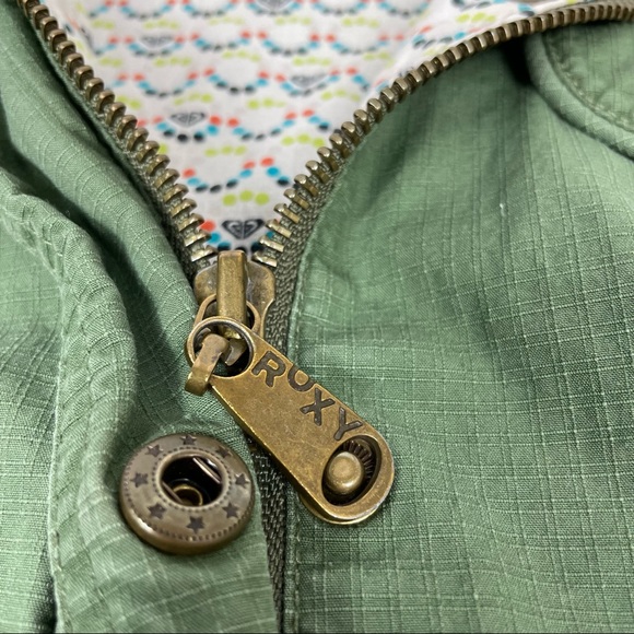 3/$25 Roxy Army Green Canvas Bomber Jacket Small Lightweight Coat Small - Picture 3 of 8